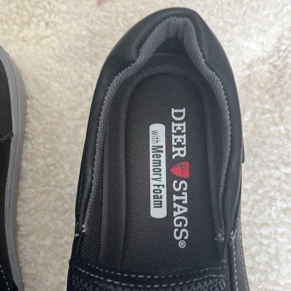 Men’s size 11 Deer Stags Bryce Black memory foam slip on shoes. - Picture 7 of 9